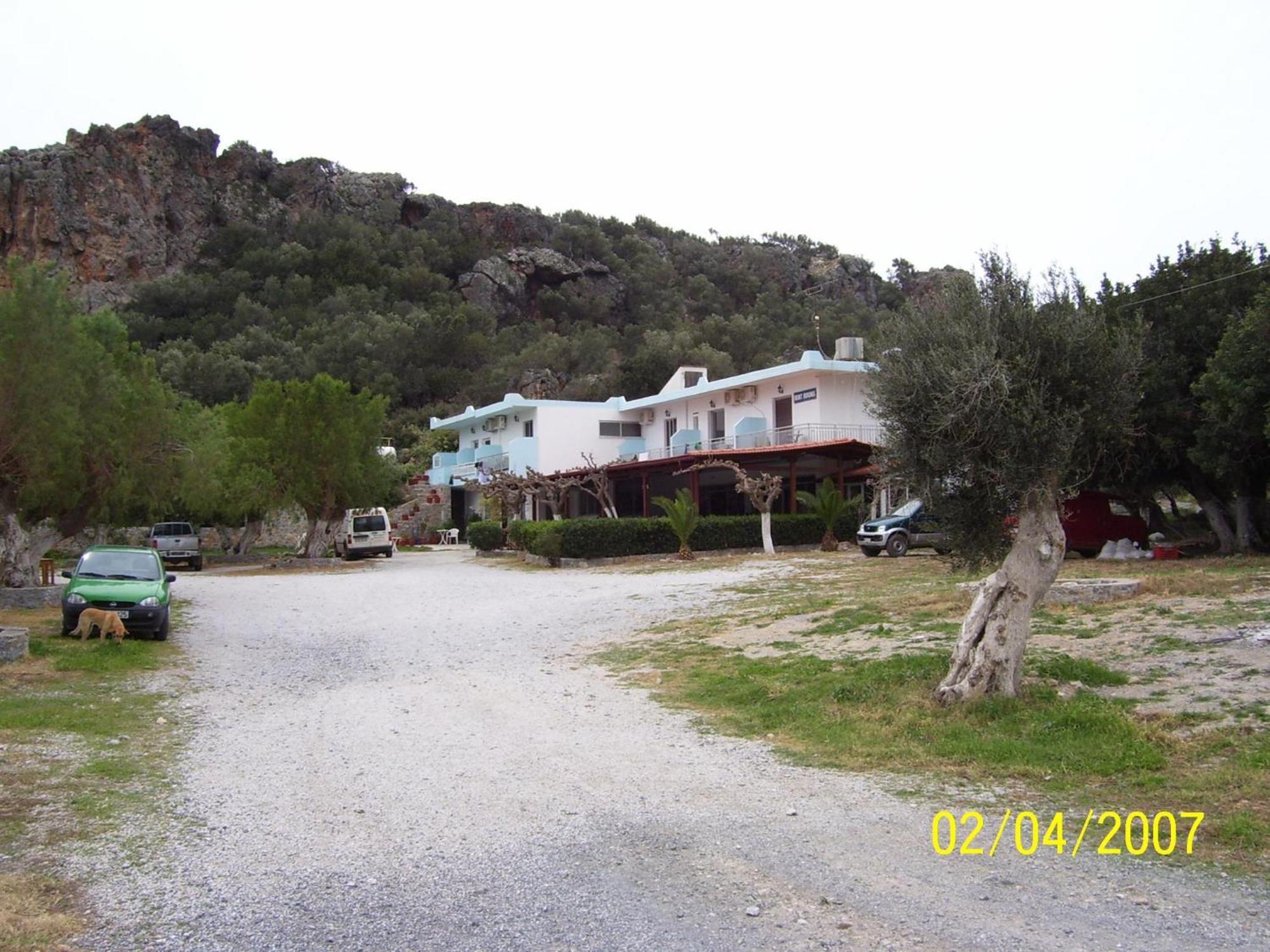Nikos & Anna Rooms Rodakino Exterior foto